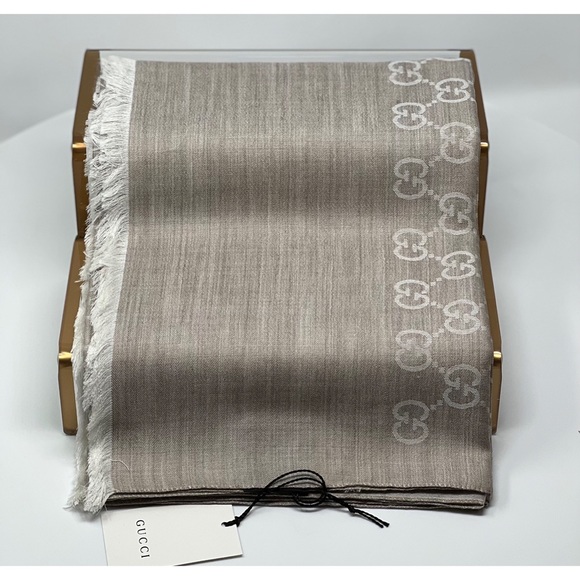 Gucci GG jacquard silk wool shawl dark grey scarf - Picture 4 of 8